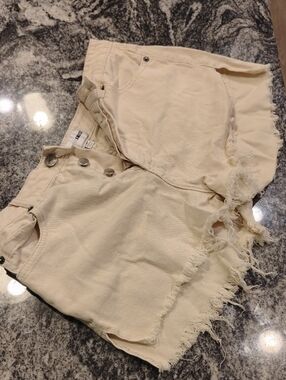 Amuse Society Cream Distressed Raw Hem Jean Shorts